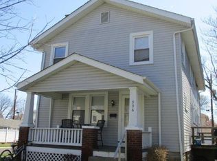 996 Palmer Rd, Columbus, OH 43212