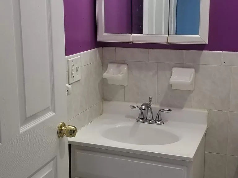 102 Hague St #1 — Photo 25