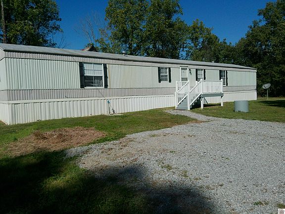 4th image of 2825 Hines Rd