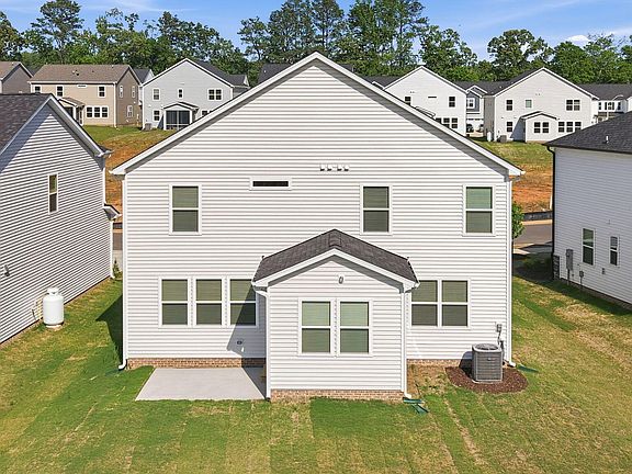 4th image of 127 Bull Bay Ln
