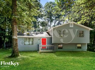 846 Loggins Trl, Lawrenceville, GA 30043