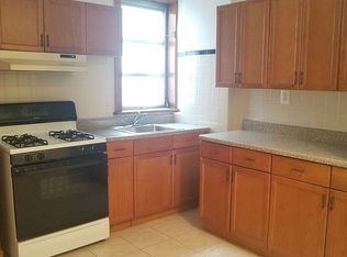 3166 36th St APT 2F, Astoria, NY 11106
