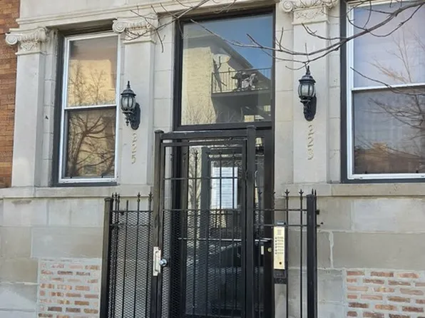 225 E 59th St #3, Chicago, IL 60637