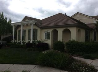 378 Carriage Ln, Oakdale, CA