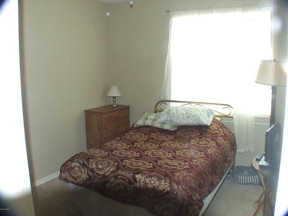 4th image of 1026 W Kachina Dr