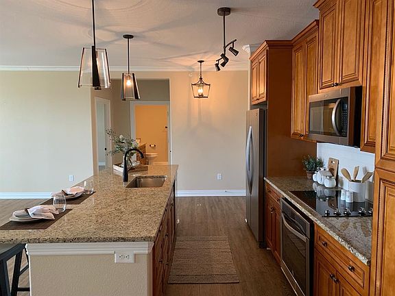 2nd image of 2500 King Arthur Blvd Unit 305