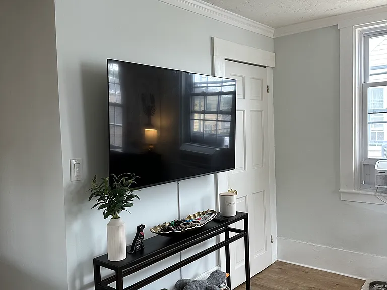 8 Selman St #2 — Photo 16