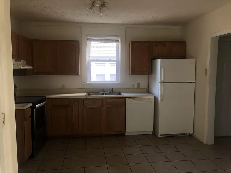 416 N Grant St — Photo 20