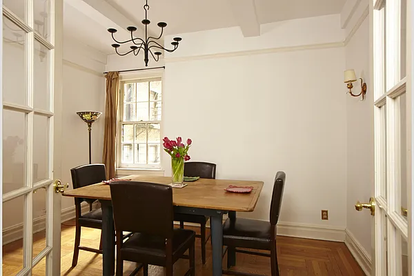 Sold by Stribling | media 4
