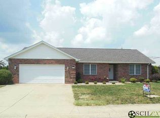 2822 N Conestoga Ct, Columbus, IN 47203