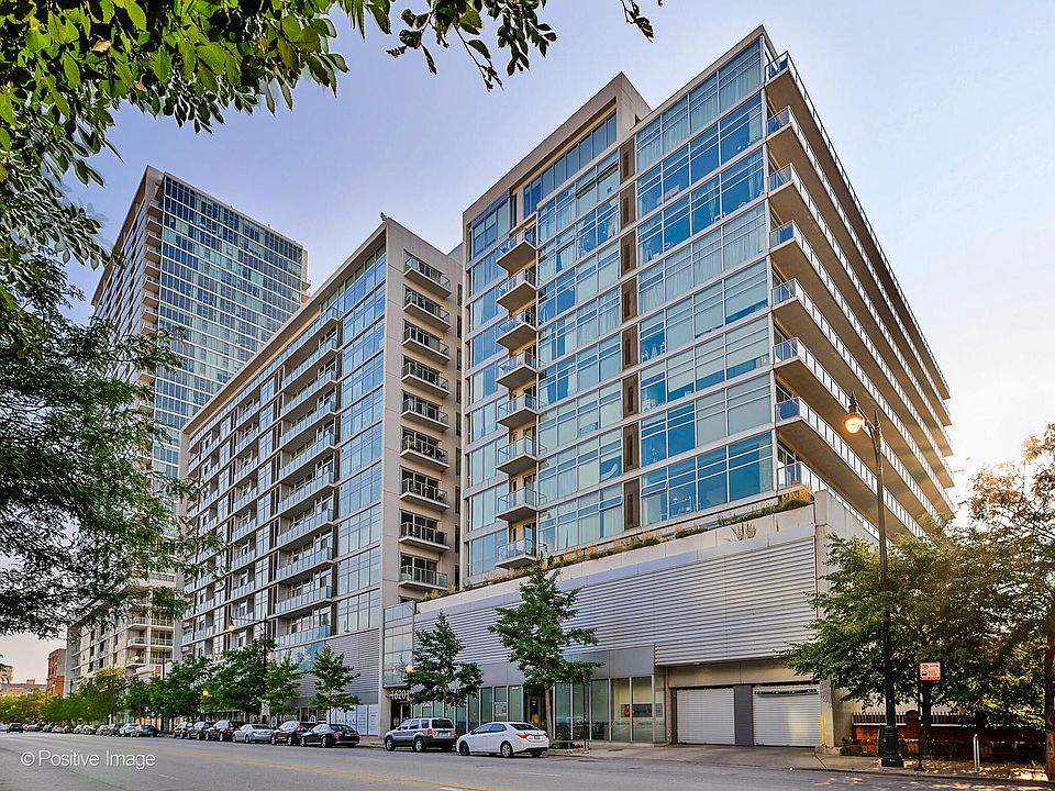 1st image of 1620 S Michigan Ave Unit 704
