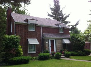 246 Beaupre Ave, Grosse Pointe Farms, MI 48236