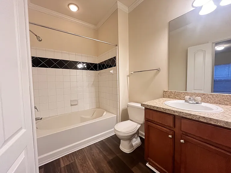 Wesley Kensington Apartments at Stonecrest — Photo 185