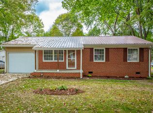 309 W 4th St, Jasper, TN 37347