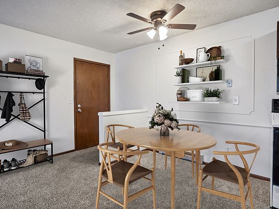 One Bedroom A - 1 Bed / 1 Bath - 700 Sq.Ft.