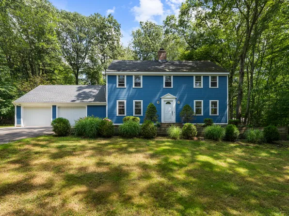 6 Pheasant Hill Lane, Old Saybrook, CT 06475