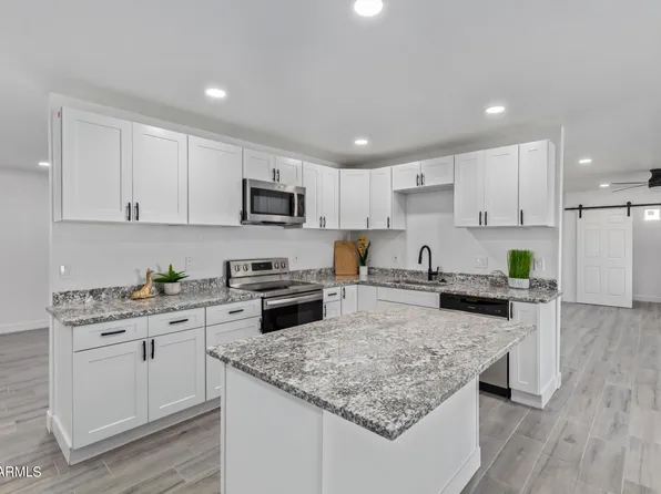 6541 W TURNEY Avenue, Phoenix, AZ 85033