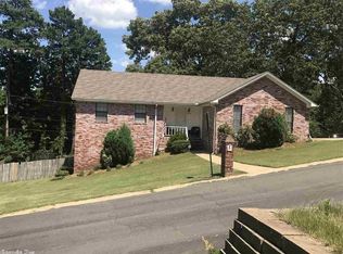 1630 Valley View Dr, Malvern, AR 72104