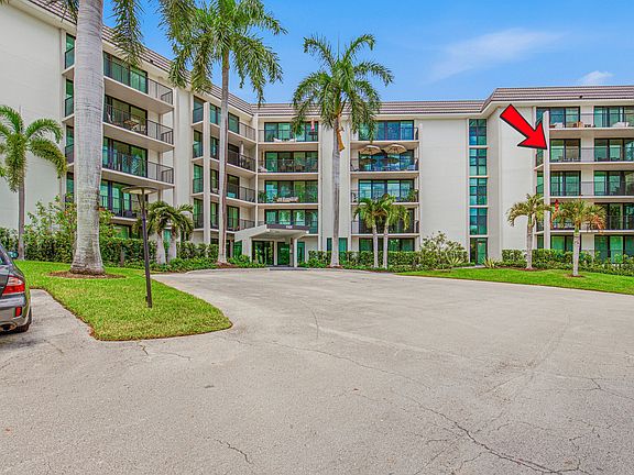3rd image of 1101 RIVER REACH Drive #410