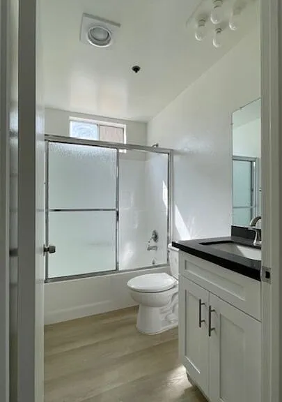 420 S Harvard Blvd #305 — Photo 13
