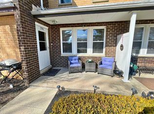 296 Artist Lake Dr, Middle Island, NY 11953