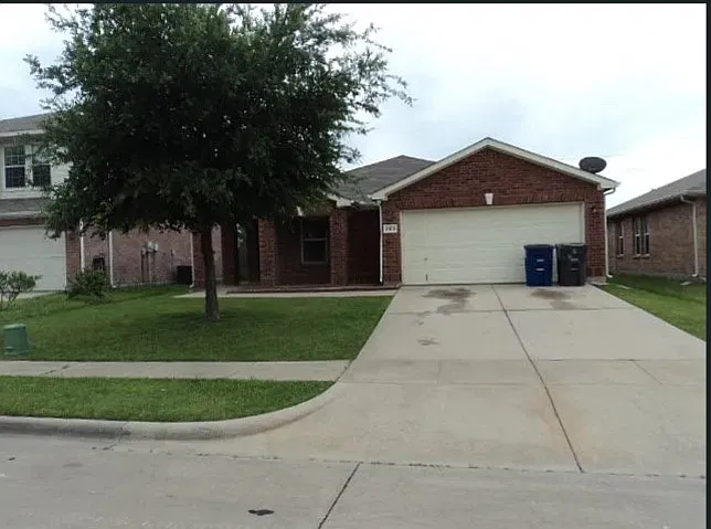 3 bed, 1648 sqft, $1,745 — Photo 2