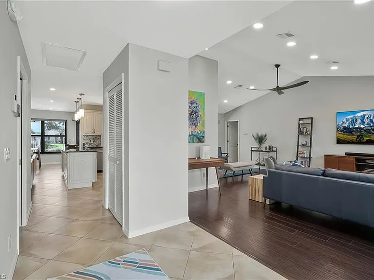 50 Copperfield Ct — Photo 9