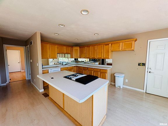 9th image of this home