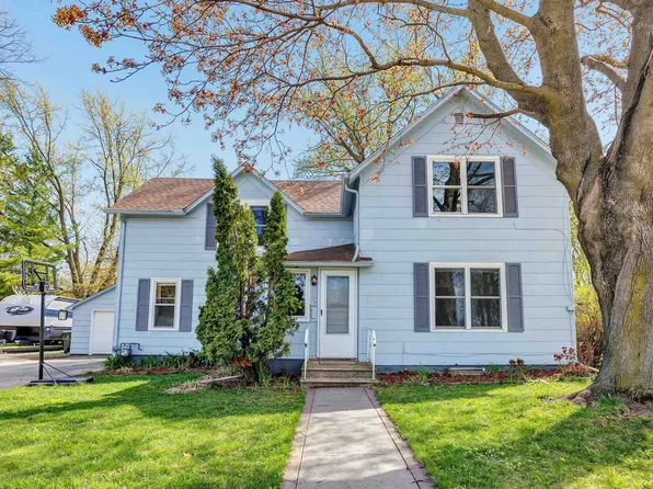 316 W High St, Seymour, WI 54165