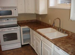 8 Terrace Dr, Athens, OH 45701