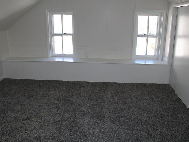 115 Spring Grove Rd — Photo 16