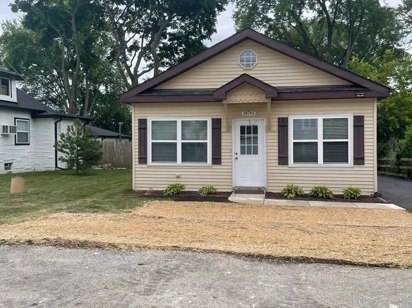 18761 W Cottage Ave, Lake Villa, IL 60046