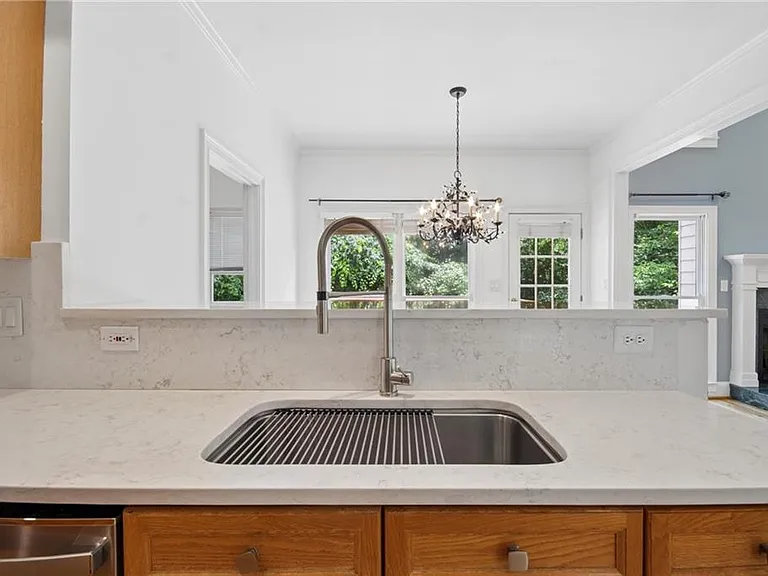 270 Edwardton Ct — Photo 17