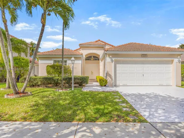 13275 NW 15th St, Pembroke Pines, FL 33028