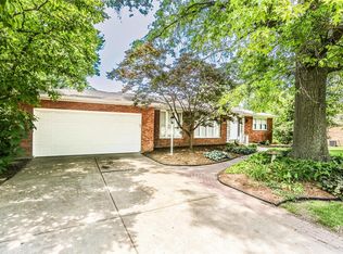 7132 S Rock Hill Rd, Saint Louis, MO 63123