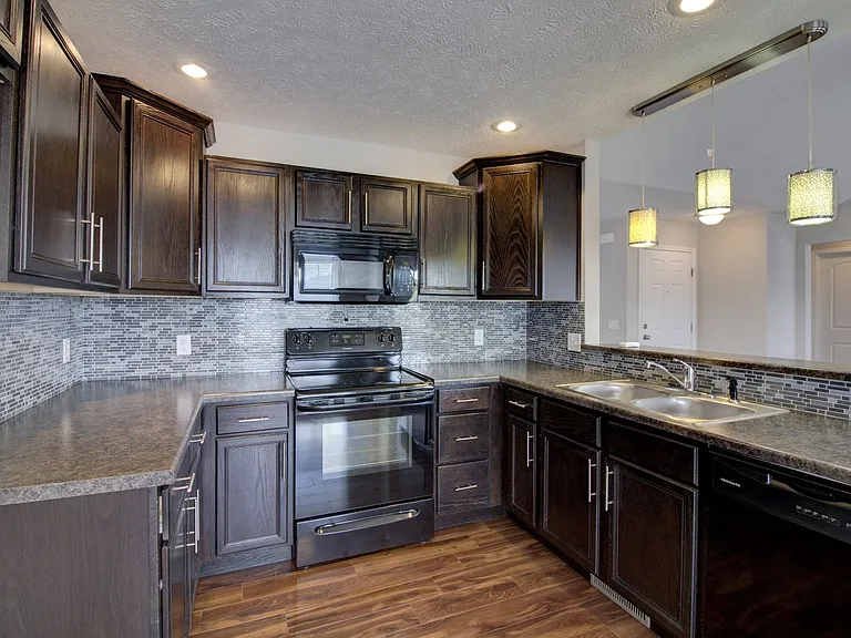 2508 W Spring Water St — Photo 5