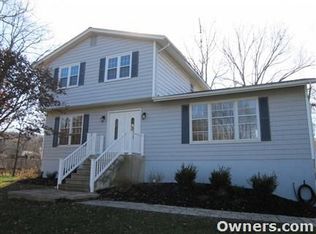 9 Halfmoon Dr, Cornwall, NY 12518