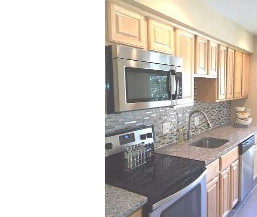 5th image of 27 Little Mill Ln