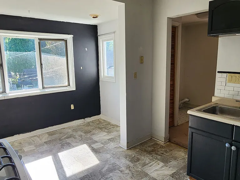 56 Amm St #37 — Photo 9