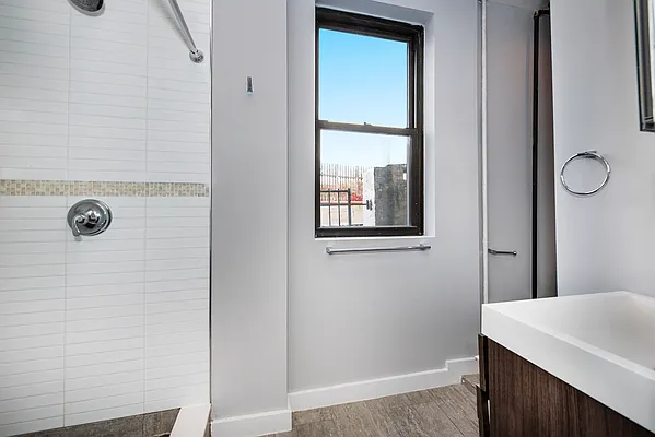 Rented by BH Brokerage Group | media 13