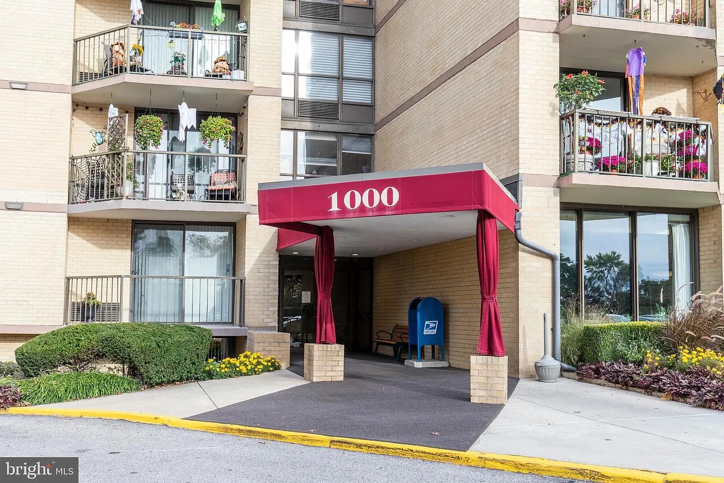 666 W Germantown Pike APT 1216 photo 1