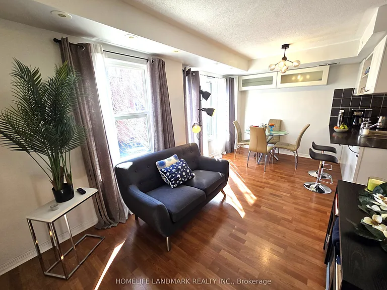 74 Munro St #2 — Photo 14