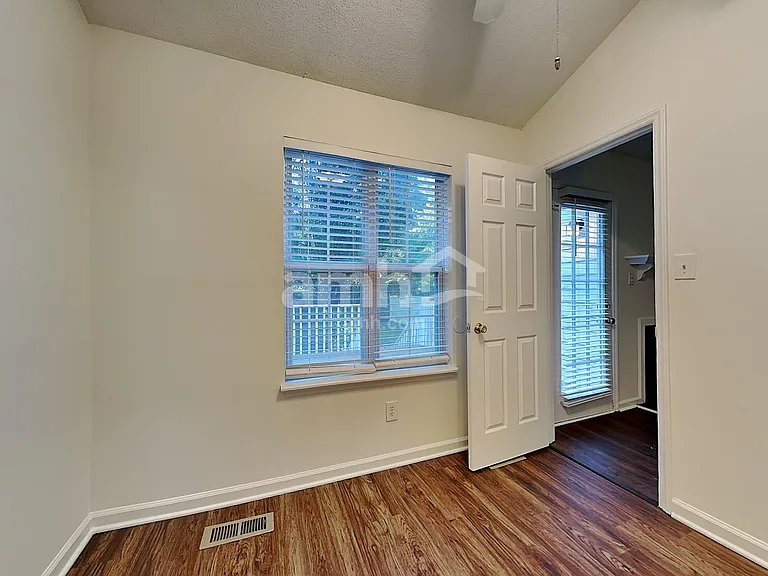 812 Perry Howard Rd — Photo 14