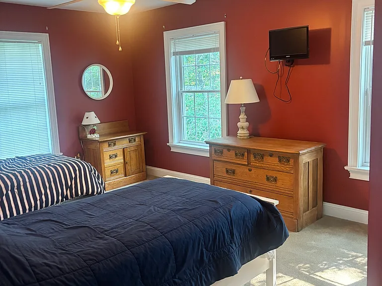 138 Old Black Point Rd — Photo 7