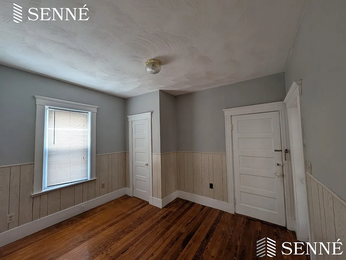 2 bed, 922 sqft, $3,495 — Photo 1