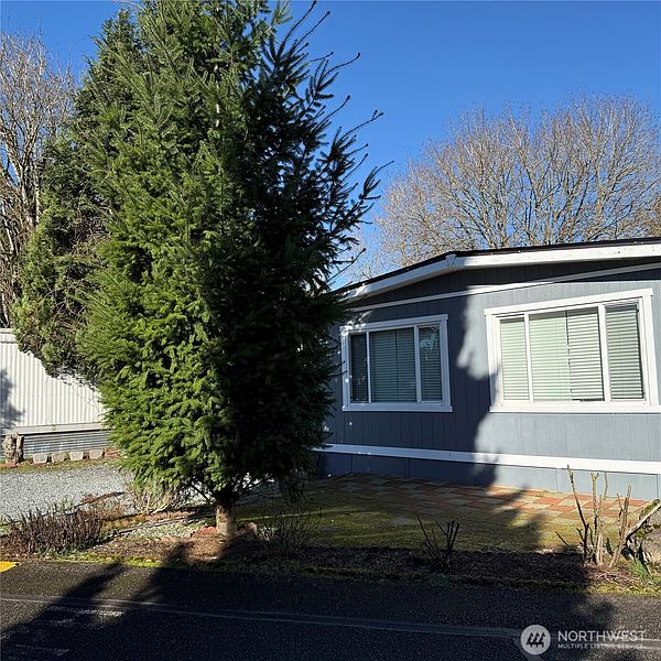 5th image of 4040 Auburn way S #16