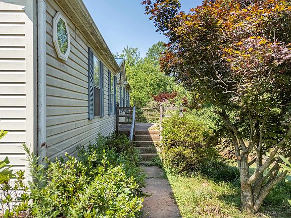 5th image of 539 Long Branch Rd