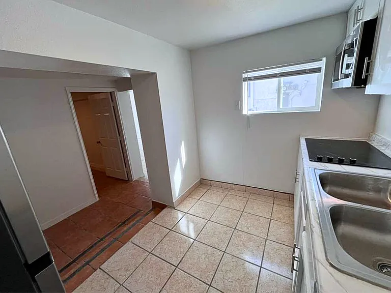 3621 Nations Ave #C — Photo 6