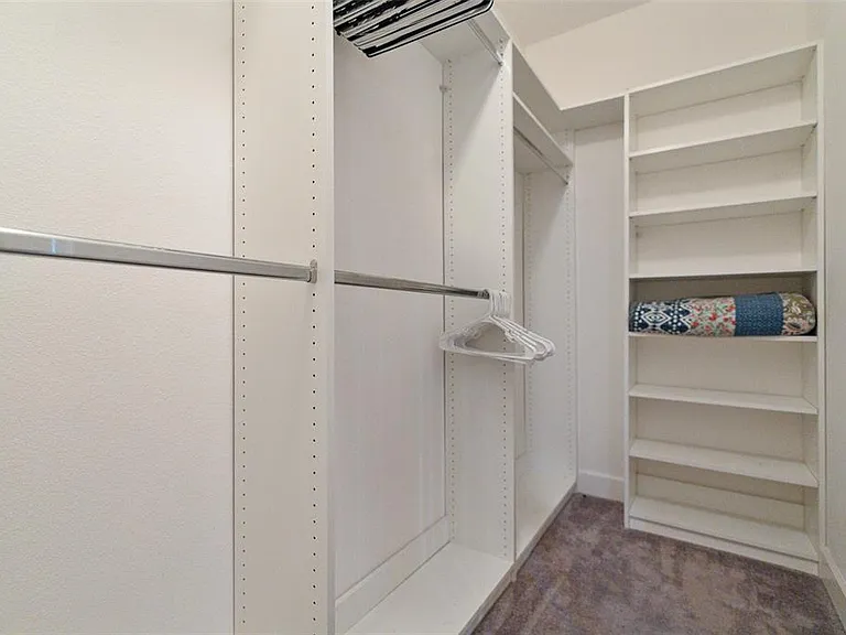 17522 Placidity Ave — Photo 16