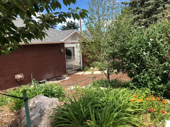 8410 S Kings Hill Dr, Salt Lake City, UT 84121